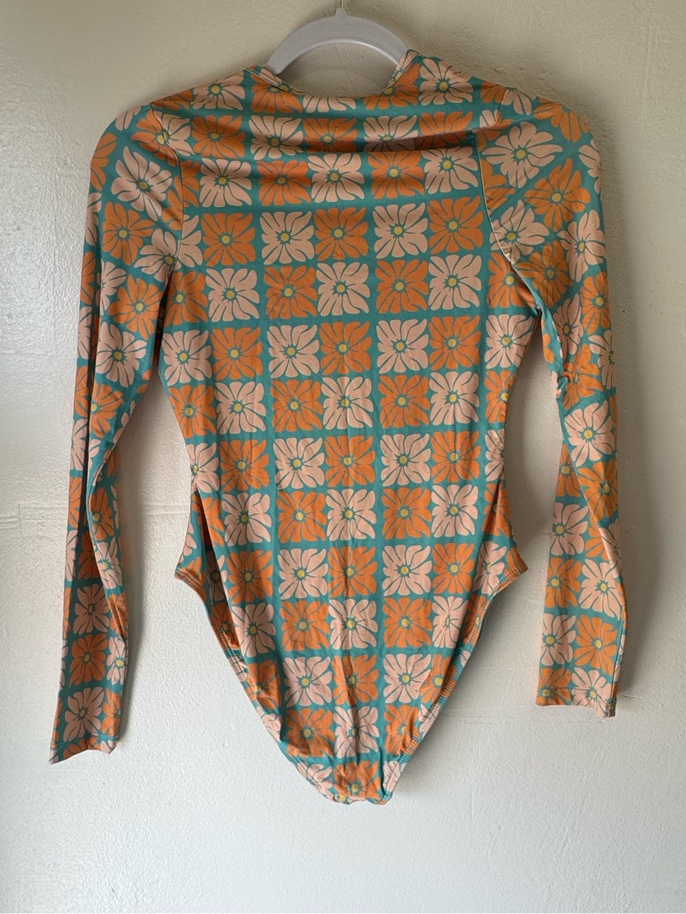 Dippin' Daisy's Shoal Front Zipper Long Sleeve One Piece (S) - Picture 5 of 10